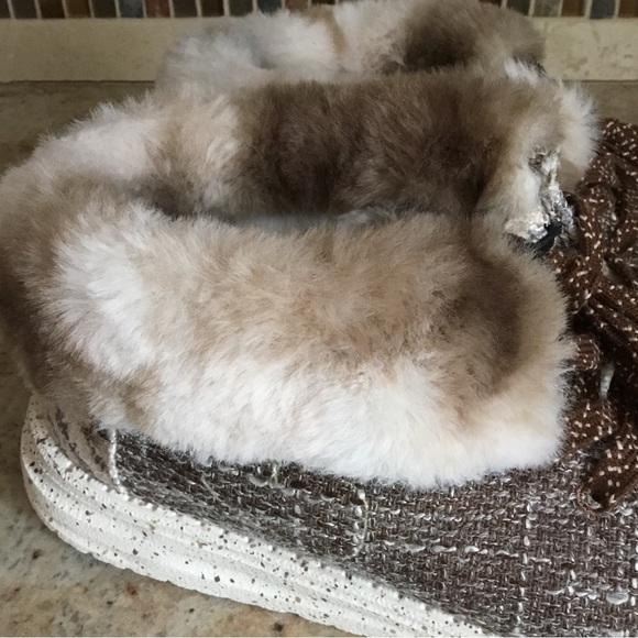 NEW Hey Dude Britt Boho Chevron Faux Fur Trim Shoes - Picture 3 of 15